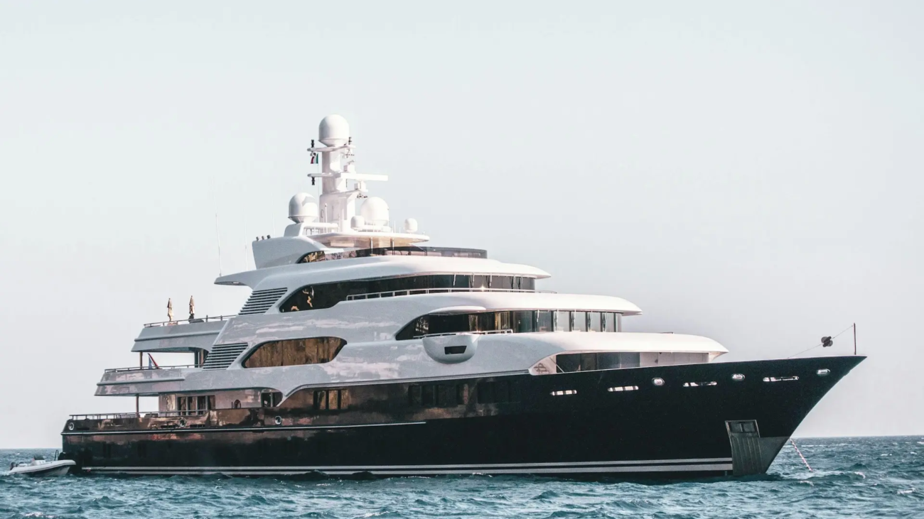 Luxury yacht charters